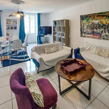 4 Bedroom Awesome In