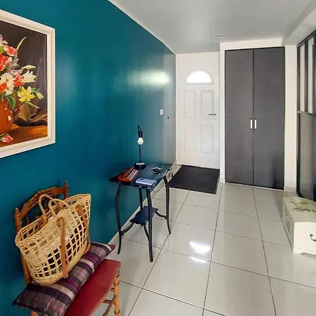 4 Bedroom Awesome In *